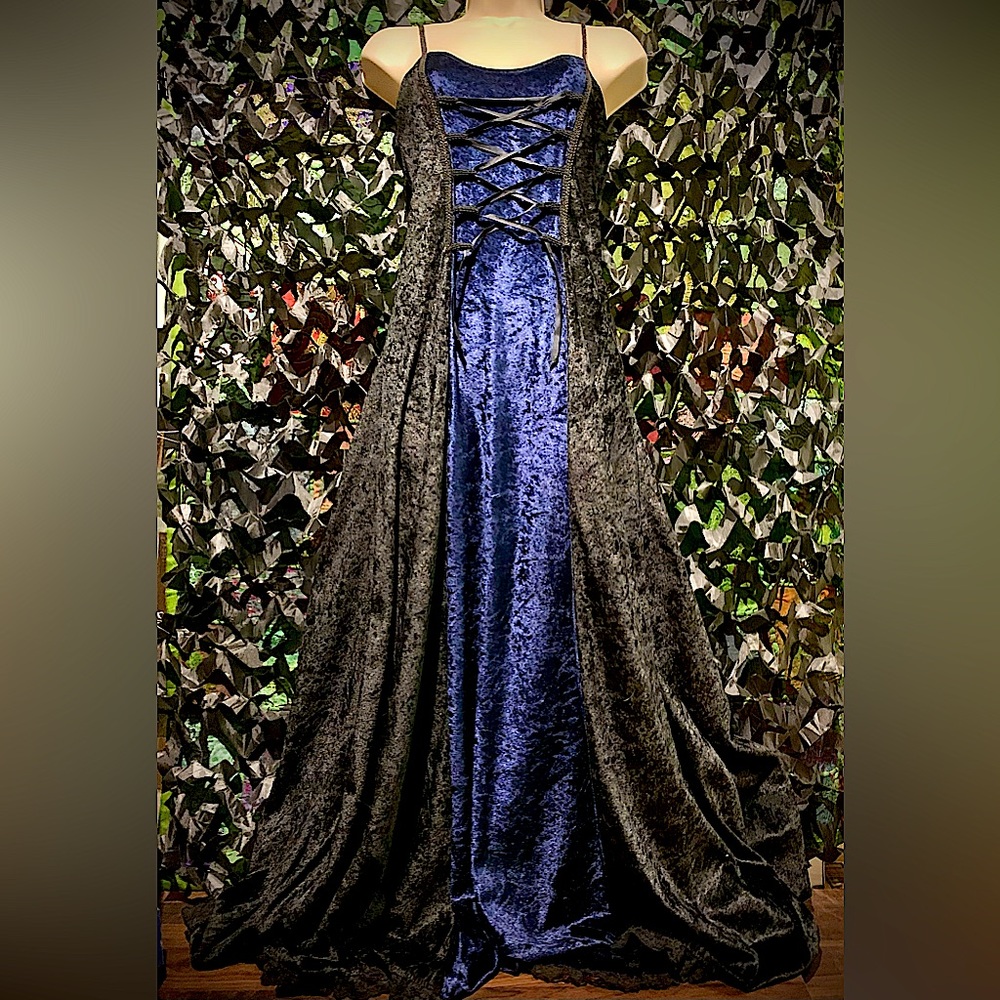 90s RARE The Dark Angel Brand Gothic Velvet Gown - Picture 1 of 5